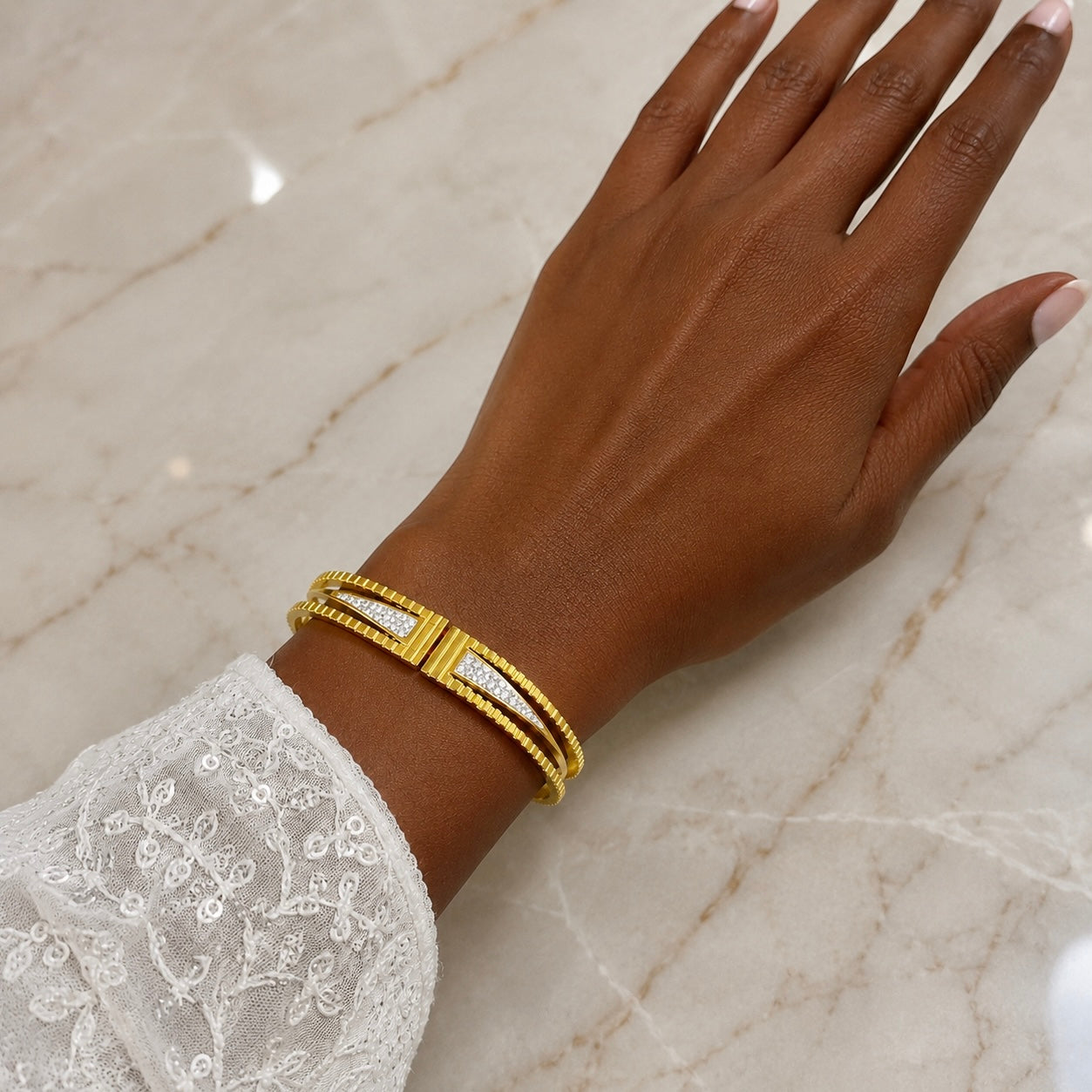 18K Gold Plated Anti Tarnish Bracelet for Women | Premium Crystal Bracelet