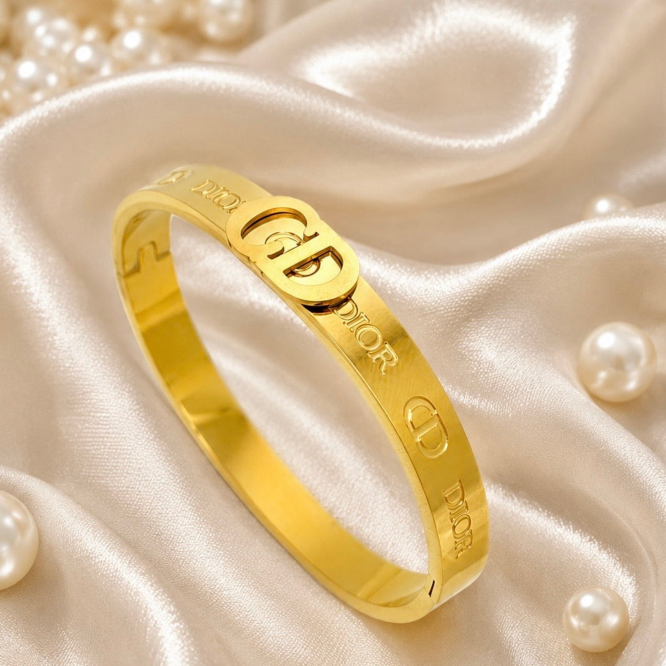 18K Gold Plated Anti Tarnish Bracelet | Premium Designer Everyday Bracelet
