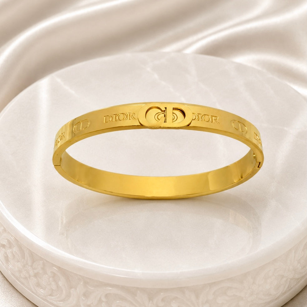 18K Gold Plated Anti Tarnish Bracelet | Premium Designer Everyday Bracelet