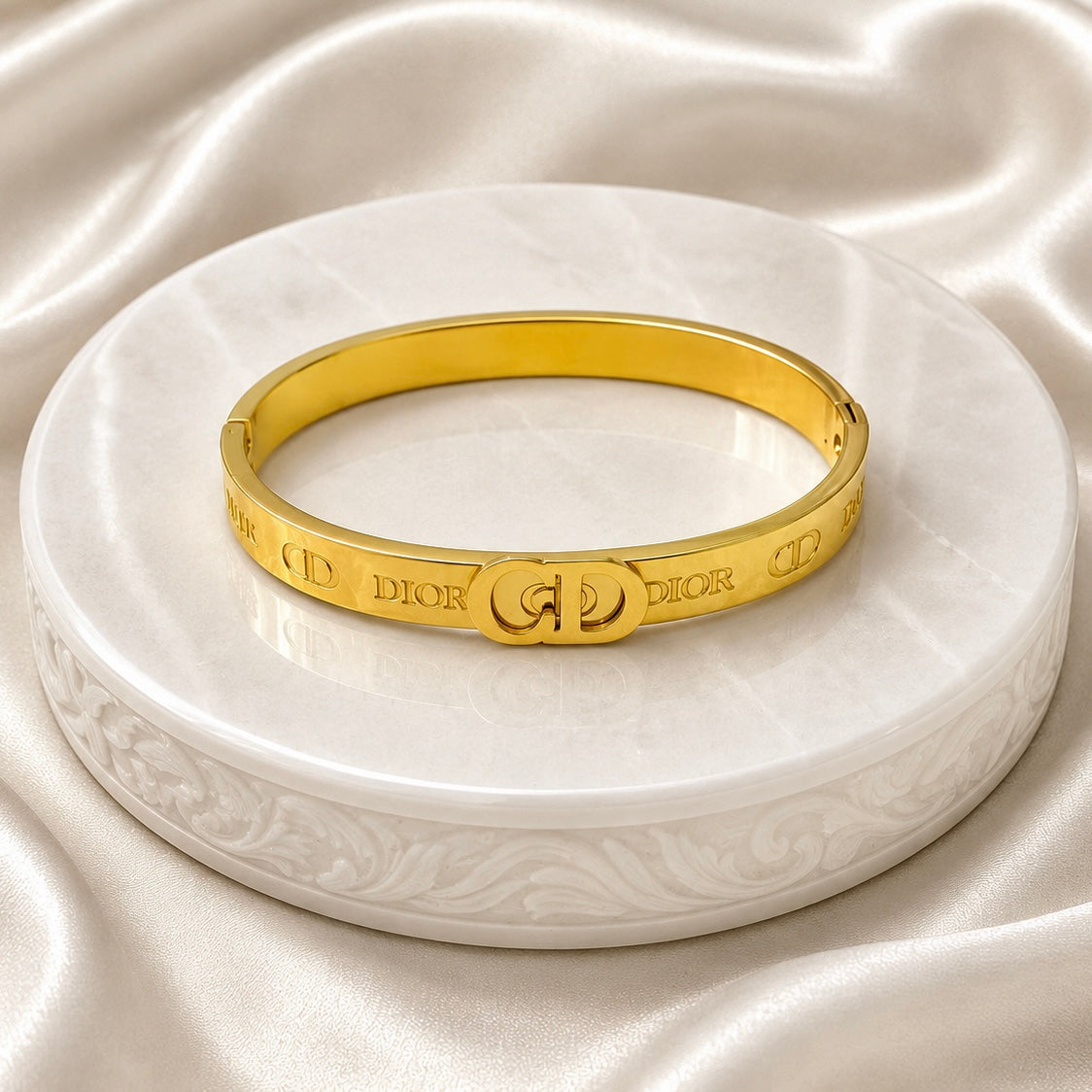 18K Gold Plated Anti Tarnish Bracelet | Premium Designer Everyday Bracelet