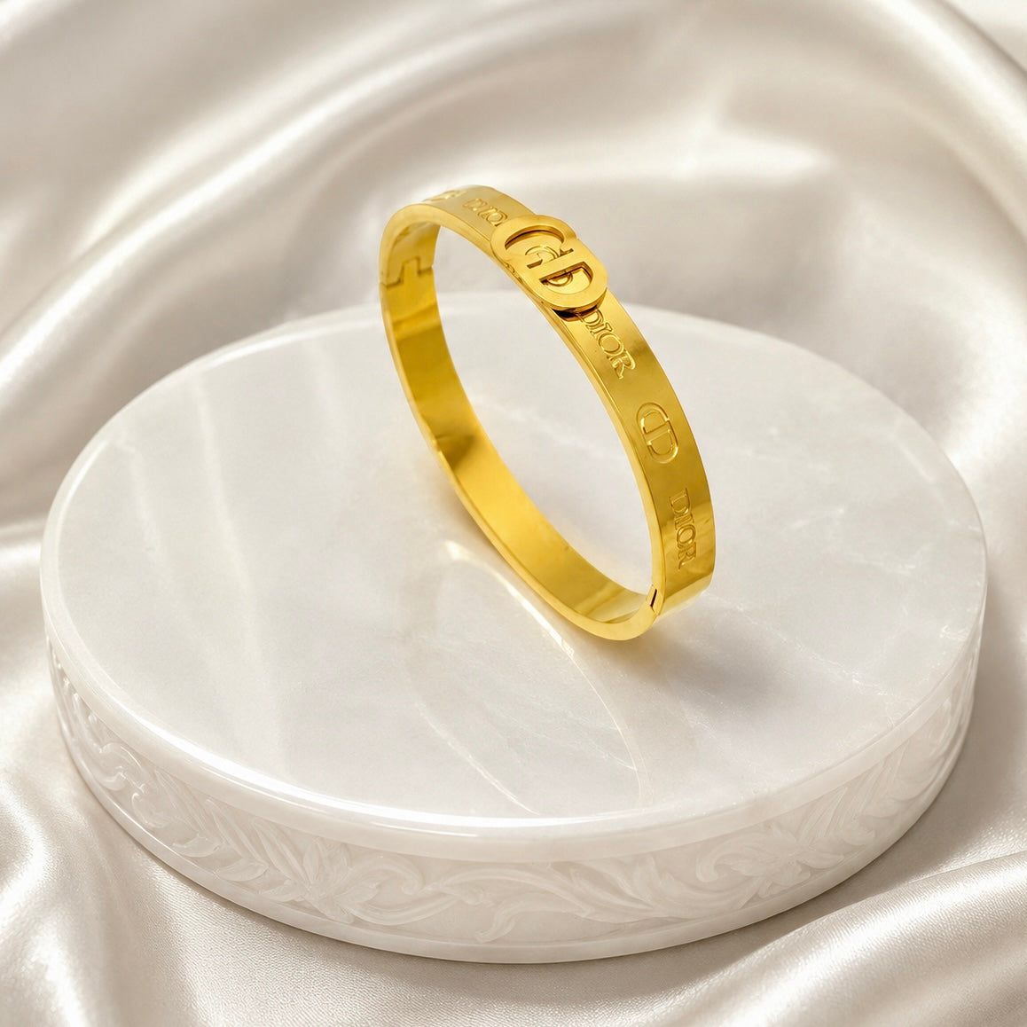 18K Gold Plated Anti Tarnish Bracelet | Premium Designer Everyday Bracelet
