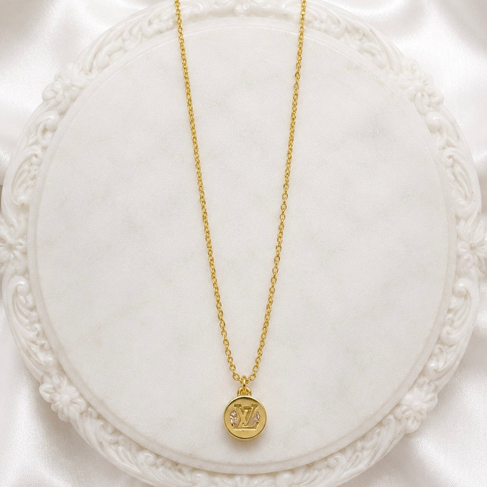 18K Gold Plated Luxury Pendant Necklace with AD Detailing | Anti Tarnish Minimal Statement Necklace