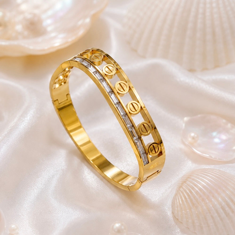 18K Gold Plated Geometric Crystal Anti Tarnish Bracelet | Premium Statement Bracelet