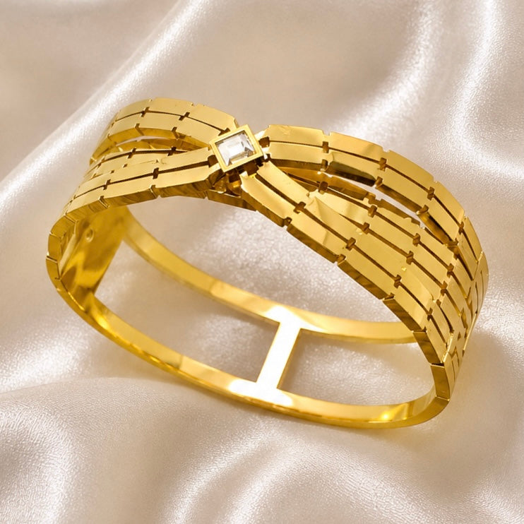 Anti Tarnish Statement Cuff Bracelet | Minimal Designer Cuff