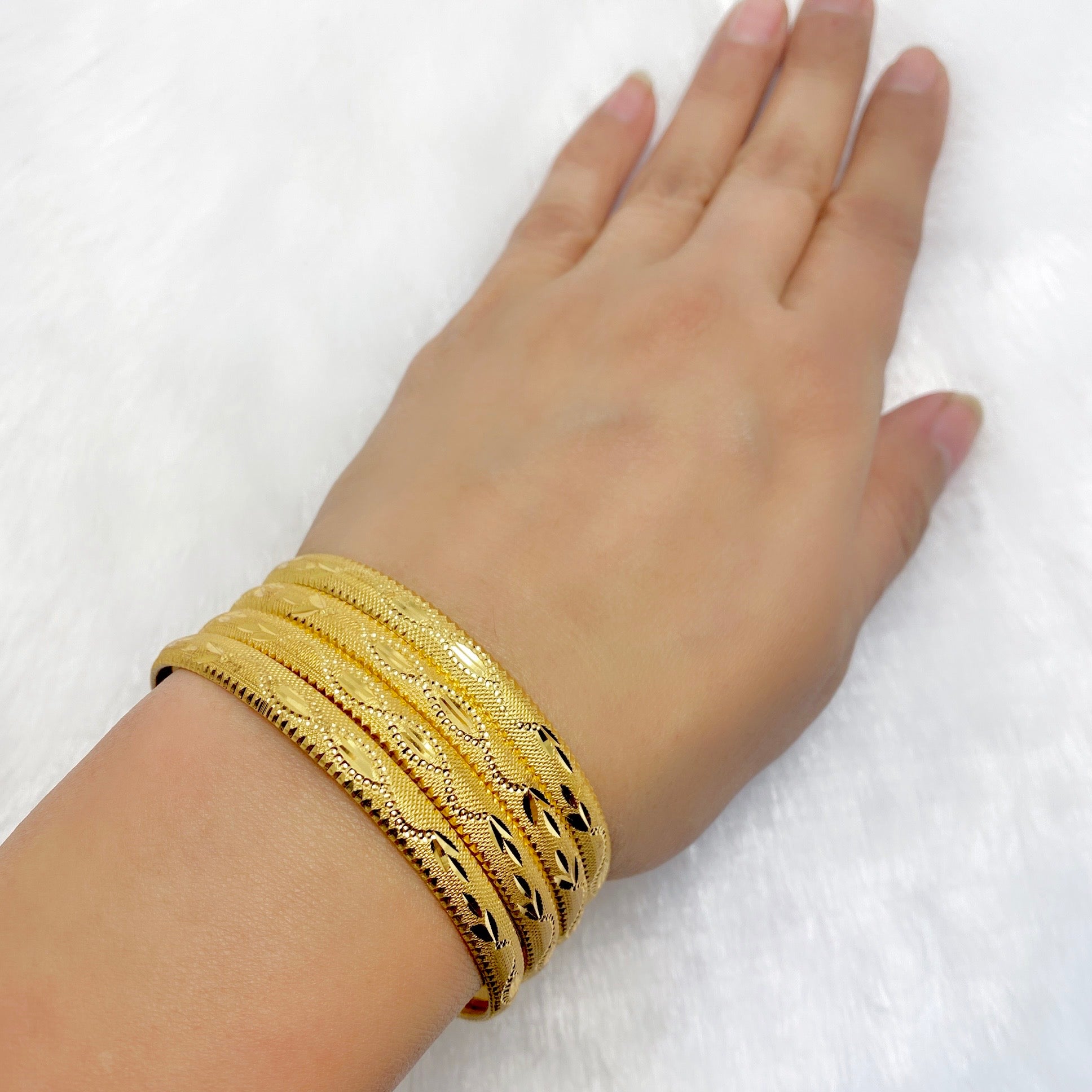 Handcrafted Dubai Gold Traditional Bangles – Micro-Plated Premium Finish