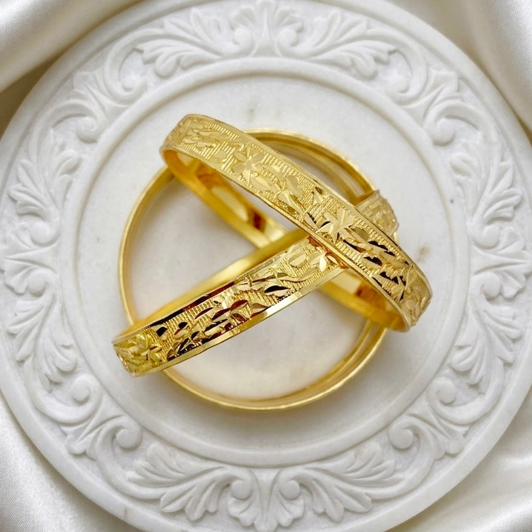 Handcrafted Floral Cutwork Dubai Gold Bangle Pair | Micro Plated Traditional Bangle Pair