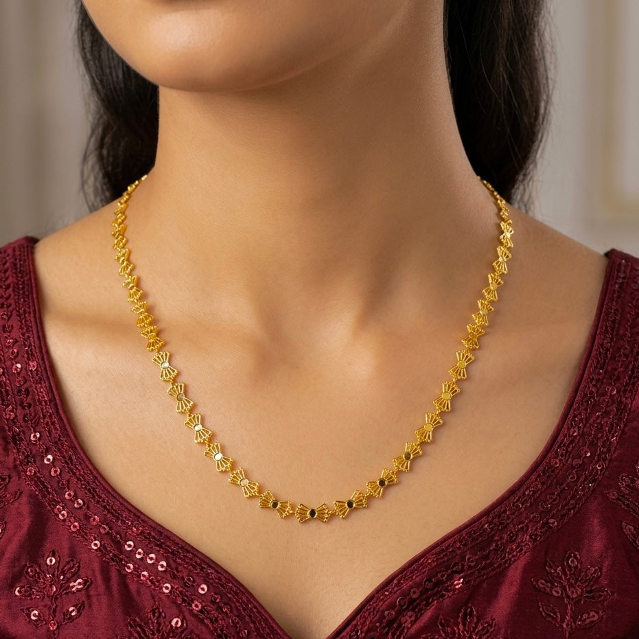 Microplated Gold Bow Shaped Design Neck Chain