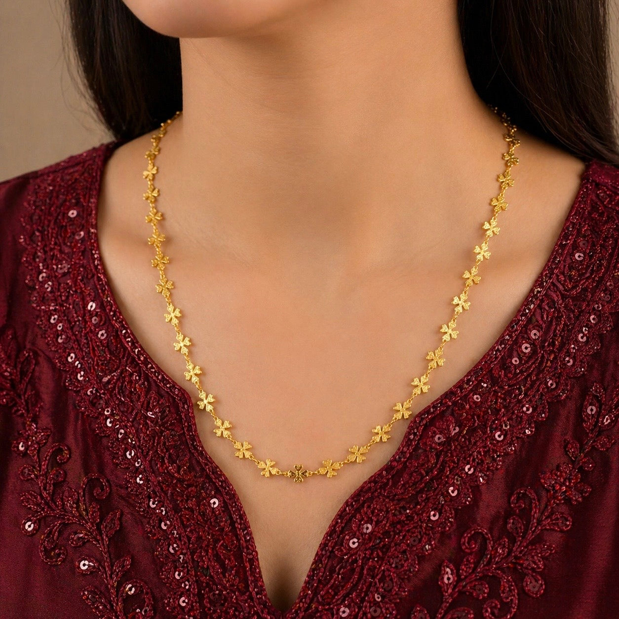 Microplated Gold Clover Link Neck Chain