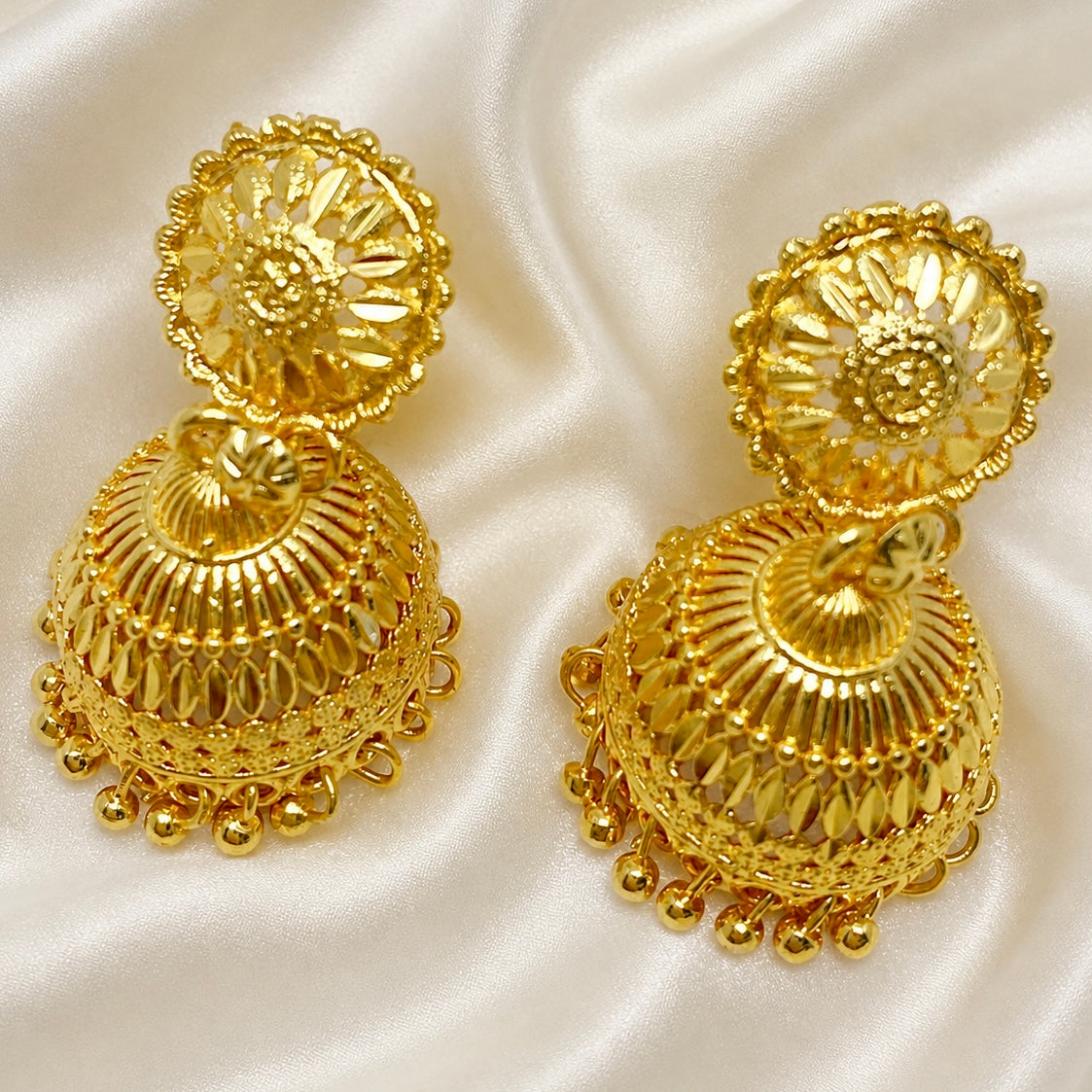 Traditional Ghungroo Mesh Work Gold Jhumki Earrings – Temple Jewellery