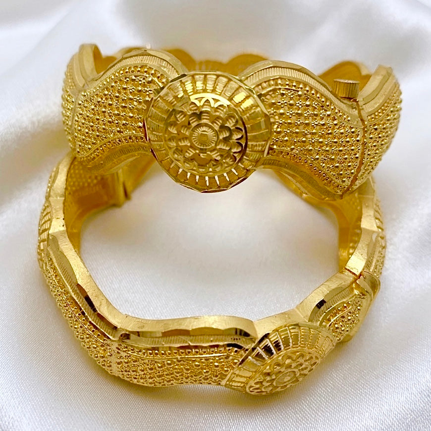 Premium Turkish Gold Designer Bangle Pair – Micro Gold Plated
