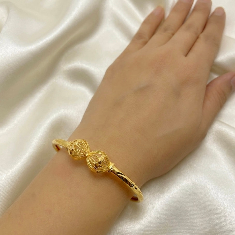Handcrafted Dubai Gold Traditional Bangle | Double Bead Design