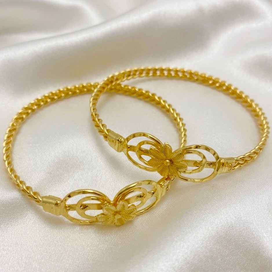 Handcrafted Floral Dubai Gold Bangles | Micro-Plated Traditional Design