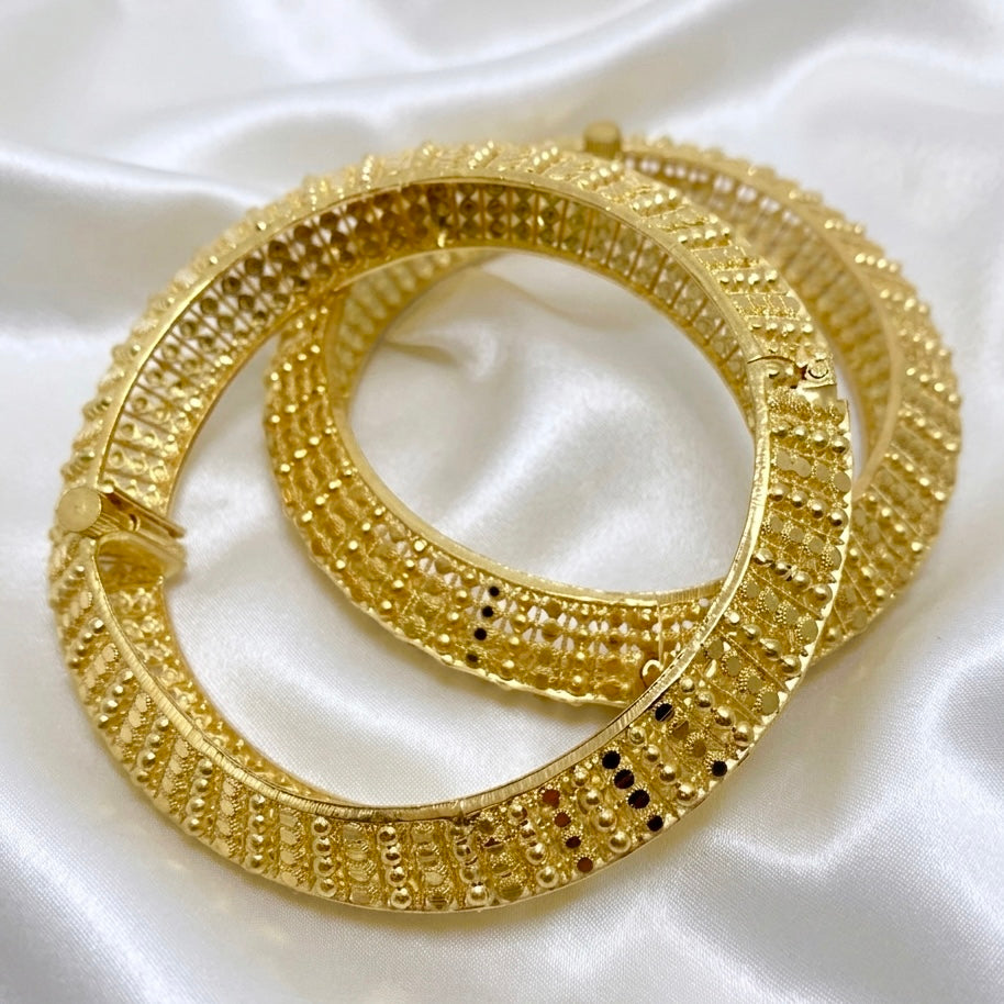 Classic Turkish Gold Mesh Bangle Pair | Lightweight Micro-Plated Gold Bangles