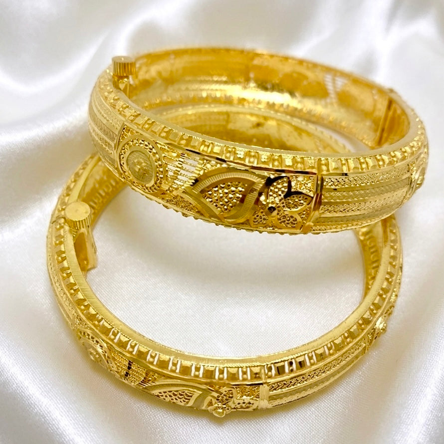 Premium Turkish Gold Mesh Bangle Pair | Micro-Plated Gold Bangles with Screw Lock
