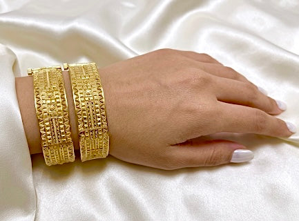 Premium Turkish Gold Geometric Mesh Bangle Pair with Fine Detailing