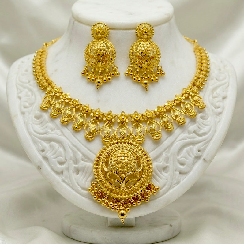 Micro Plated Dubai Gold Pendant Necklace Set in Circular Motif