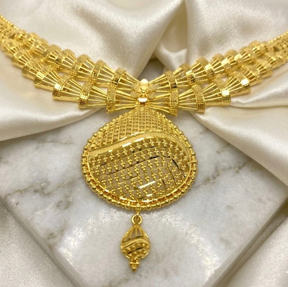 Micro Plated Dubai Gold Fan-Style Pendant Necklace Set