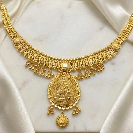 Micro Plated Dubai Gold Heritage Pendant Necklace Set