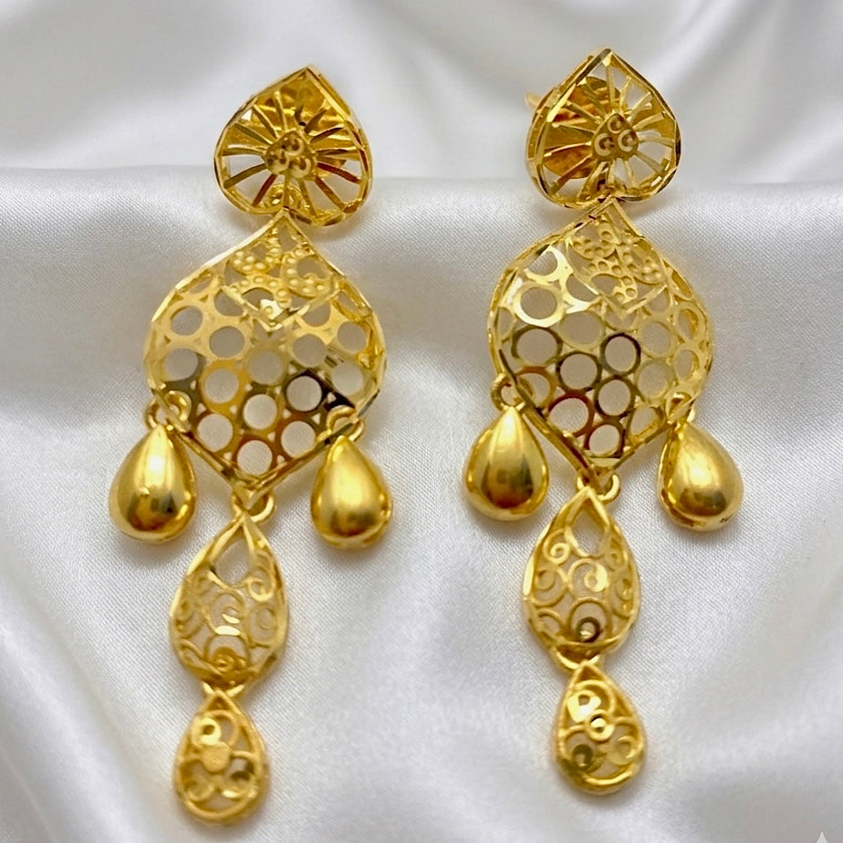 Micro Plated Dubai Gold Statement Necklace Set