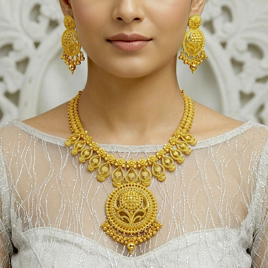 Micro Plated Dubai Gold Pendant Necklace Set in Circular Motif