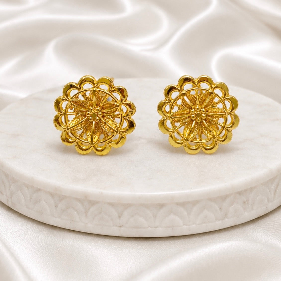 Luxury Temple Circular Medallion Tie Chain Necklace Set | Premium Micro Gold Plated Handcrafted Jewellery