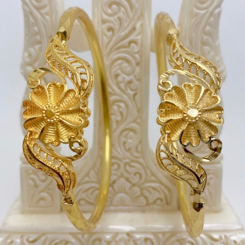 Handmade Floral Dubai Gold Plated Bangles | Lightweight Traditional Design
