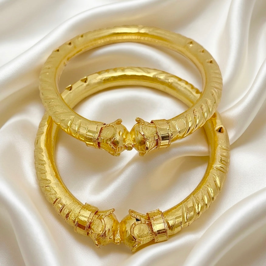 Nakshikari Gold Bala – Traditional Bengali Handcrafted Gold Bangles (Pair)