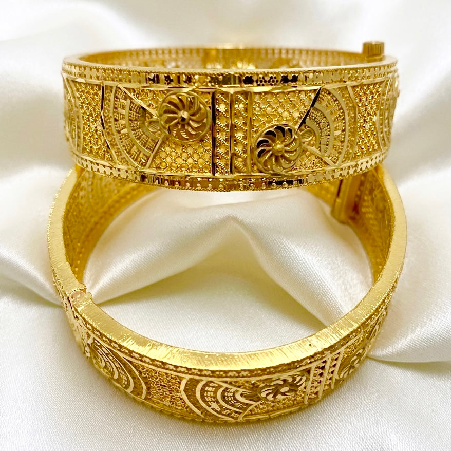 Premium Turkish Gold Micro-Plated Designer Bangle Pair